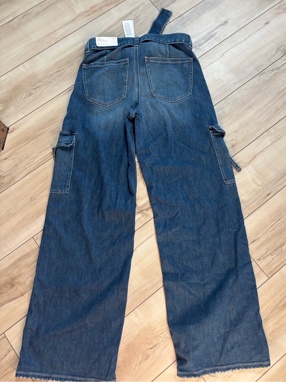 American Eagle Outfitters Relaxed Dark Blue Cargo Jeans